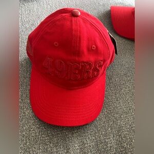 49ers NFL Pro Standard Triple Tonal Adjustable Red Hat NWT 🌴